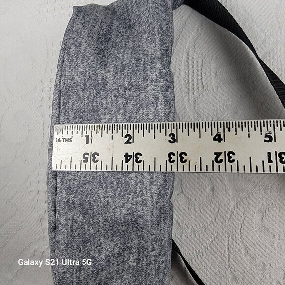 Adidas fanny pack grey heather black‎ adjustable 100% polyester key clip padded - Picture 9 of 9